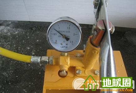 地暖打壓試驗(yàn)怎樣做？地暖打壓測(cè)量標(biāo)準(zhǔn)及施工流程